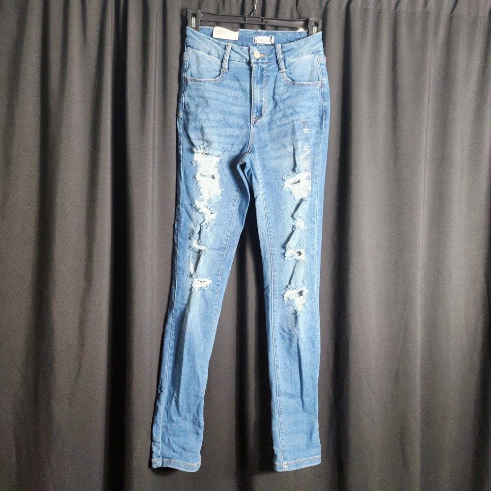 Rue21 Curvy High-Rise Skinny Jeans Blue Distressed Ripped Denim Size 2 NEW
